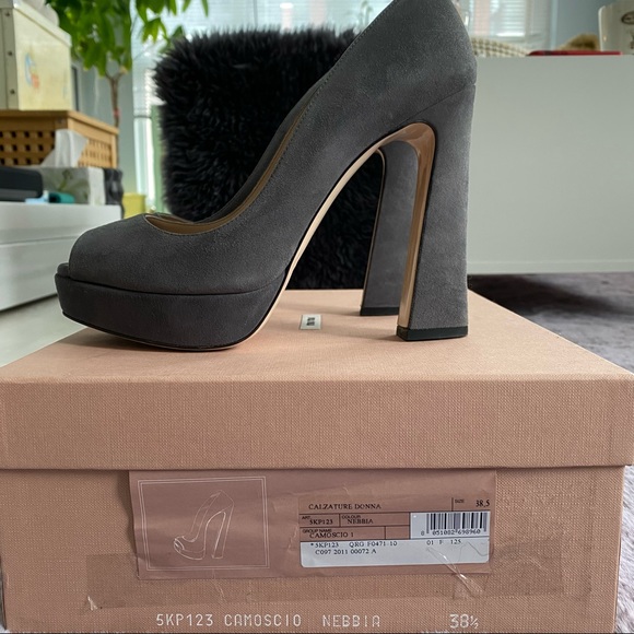 Miu Miu Prada suede pump grey blue open toe US 7 - Picture 4 of 5